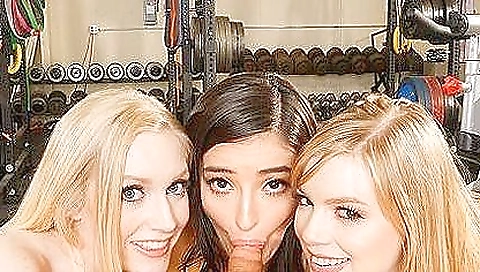 Busty brunette in the gym and fuck each other in foursome 3d