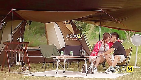 Chinese girl with natural bush in her ass in outdoors