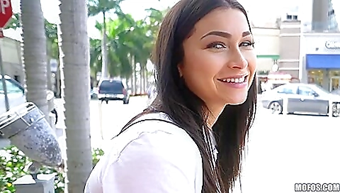 Levi Cash And Jennifer Jacobs In Pilates Instructor Fucks In Alley