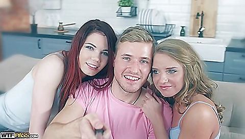 Blonde and redhead in anal threesome on a big dildo