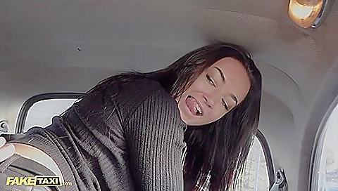 Long green ponytail and black hair amateur driver 1