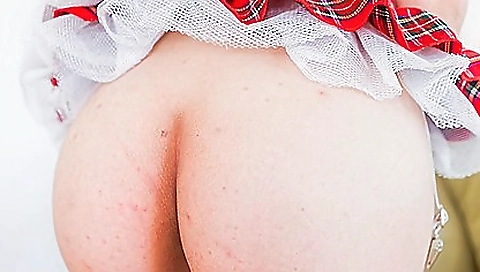 Cute brunette teen with a hot face gets fucked in vr porn