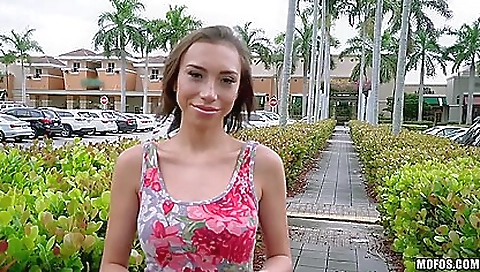 Amber spreads her legs wide and gets pounded outside