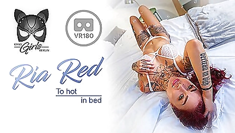 Brunette in lingerie and stockings masturbates in vr porn